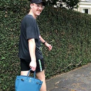 Meet your Posher, Brandon